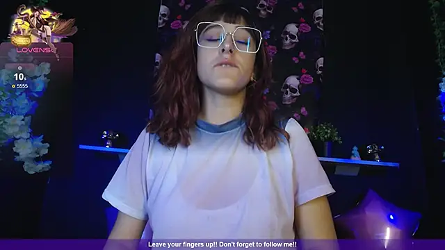 Snapshot of Hairydoll_ chatting on December 1, 2025, 9:59 pm Hairydoll online show from December 1, 2025, 9:59 pm