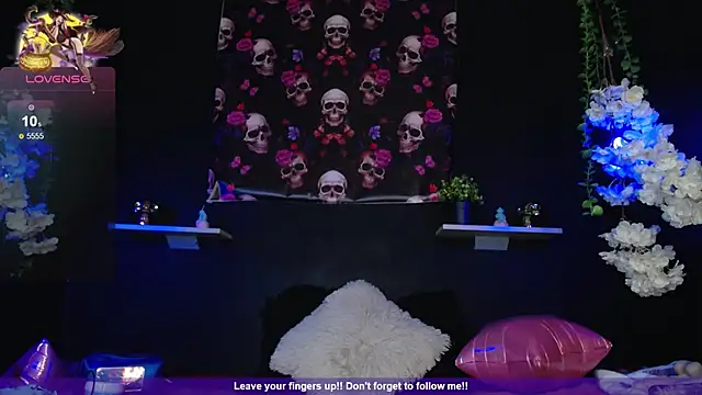 Snapshot of Hairydoll_ chatting on November 19, 2025, 9:15 pm Hairydoll online show from November 19, 2025, 9:15 pm