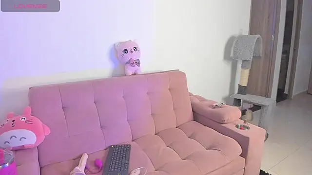 Snapshot of princesssammy2 chatting on November 28, 2025, 12:33 am princesssammy2 online show from November 28, 2025, 12:33 am