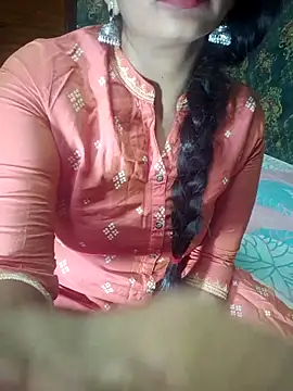 Snapshot of Shalini_telugu09 chatting on February 16, 2026, 2:05 pm Shalini telugu09 online show from February 16, 2026, 2:05 pm