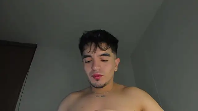 Snapshot of cmzo_ chatting on November 20, 2025, 1:39 am cmzo online show from November 20, 2025, 1:39 am