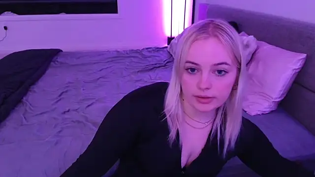 Snapshot of margot_robbie7 chatting on February 18, 2026, 11:56 pm margot robbie7 online show from February 18, 2026, 11:56 pm