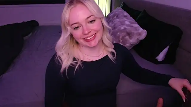 Snapshot of margot_robbie7 chatting on February 11, 2026, 12:43 am margot robbie7 online show from February 11, 2026, 12:43 am