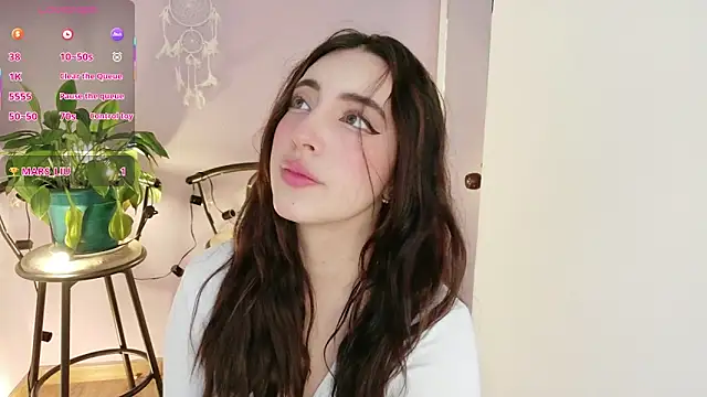 Snapshot of Rebbecawhite_meow chatting on April 28, 2026, 6:45 pm Rebbecawhite meow online show from April 28, 2026, 6:45 pm