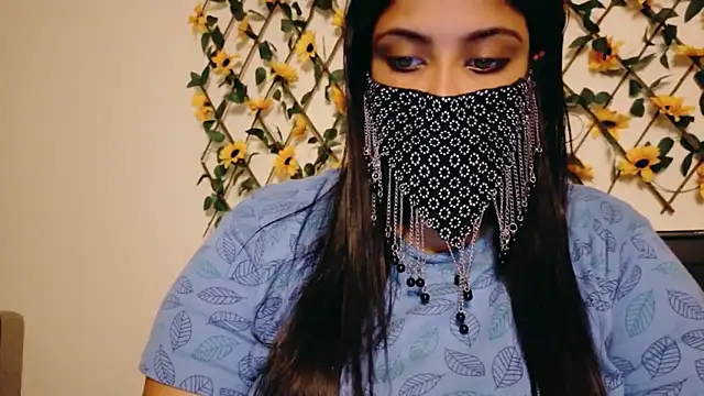 Snapshot of Tamil_hot_whiskey_girl chatting on May 17, 2026, 12:27 pm Tamil hot whiskey girl online show from May 17, 2026, 12:27 pm