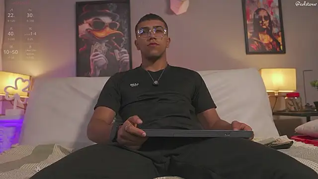 Snapshot of Colstorw_ chatting on March 11, 2026, 10:42 am Colstorw online show from March 11, 2026, 10:42 am