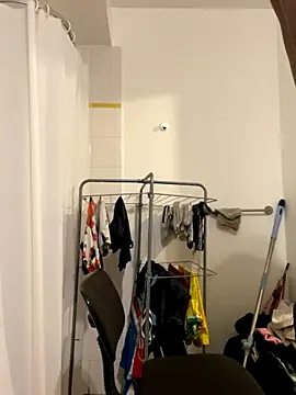 Renoirmonter online show from December 22, 2025, 6:02 am