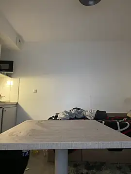 Snapshot of Renoirmonter chatting on March 13, 2026, 4:56 pm Renoirmonter online show from March 13, 2026, 4:56 pm