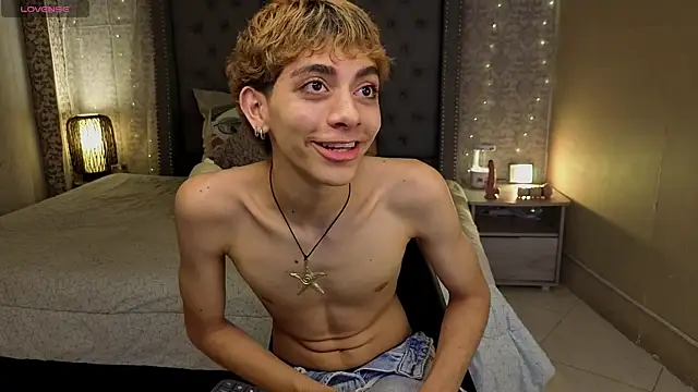 Matty Sparkk online show from December 3, 2025, 1:54 pm