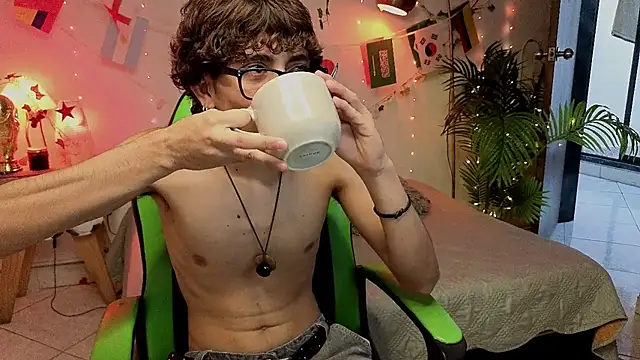 Matty Sparkk online show from July 16, 2026, 1:52 pm