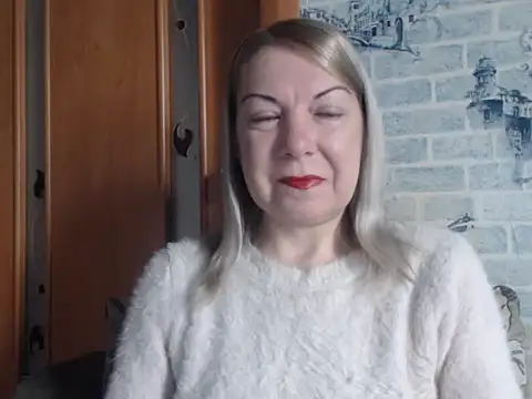 Snapshot of Lillia_Ray chatting on April 9, 2026, 8:53 am Lillia Ray online show from April 9, 2026, 8:53 am
