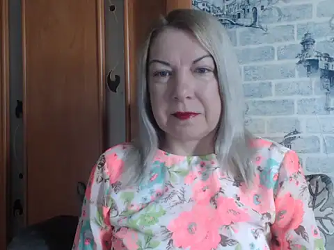 Snapshot of Lillia_Ray chatting on April 6, 2026, 6:58 am Lillia Ray online show from April 6, 2026, 6:58 am