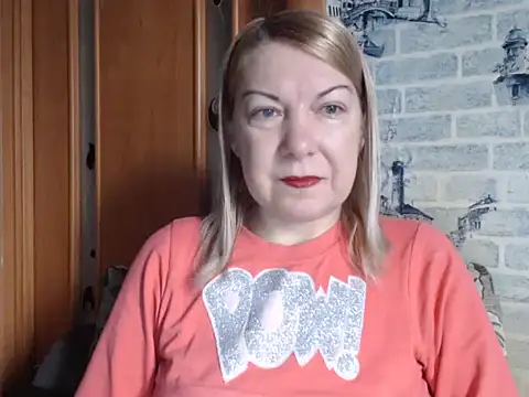 Lillia Ray online show from February 16, 2026, 8:13 am