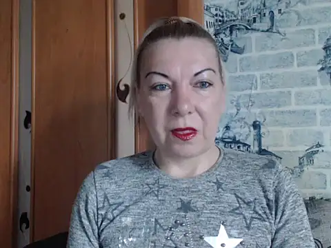 Snapshot of Lillia_Ray chatting on May 4, 2026, 5:33 am Lillia Ray online show from May 4, 2026, 5:33 am