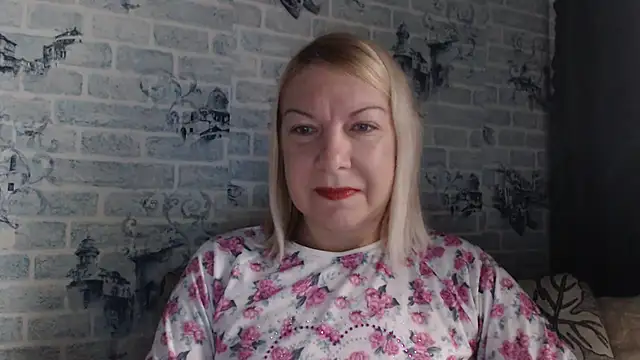 Lillia Ray online show from October 24, 2025, 5:06 am