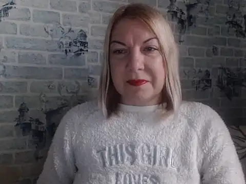 Lillia Ray online show from December 20, 2025, 11:02 am