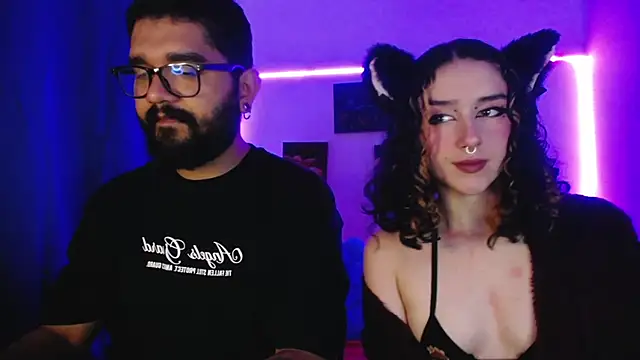 TwinFlamesX online show from October 27, 2025, 2:51 pm