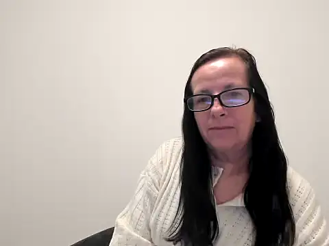 peachgoddess online show from January 7, 2026, 3:44 am