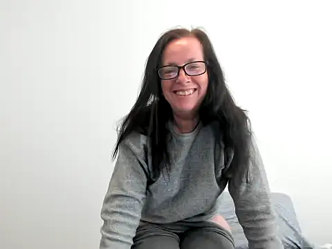 peachgoddess online show from March 5, 2026, 1:40 pm