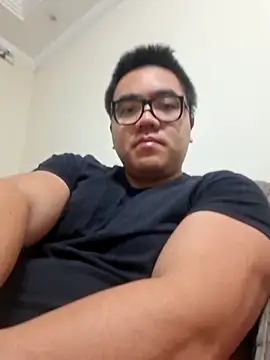 awesometeacher33 online show from May 13, 2026, 5:03 am