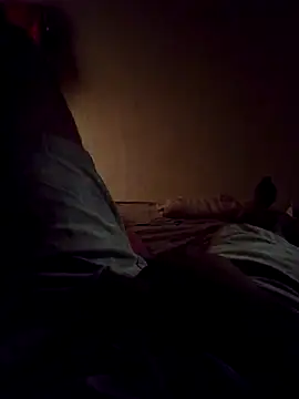 Snapshot of colemiranda chatting on October 29, 2025, 11:47 pm colemiranda online show from October 29, 2025, 11:47 pm