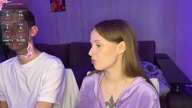 Romanhavesweetydick777 online show from October 21, 2025, 5:12 pm