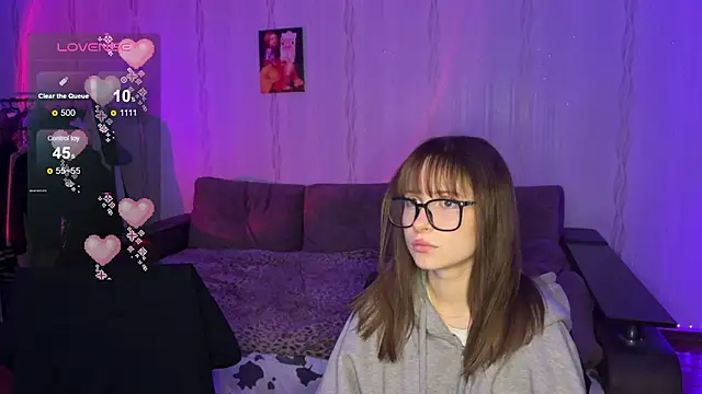 Romanhavesweetydick777 online show from November 21, 2025, 3:55 pm