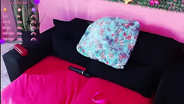 DianaGom online show from October 11, 2025, 11:55 am