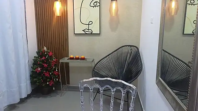 Snapshot of Coral_Lise chatting on December 5, 2025, 11:20 am Coral Lise online show from December 5, 2025, 11:20 am