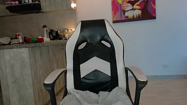 Snapshot of Ryannblue07 chatting on December 15, 2025, 10:37 pm Ryannblue07 online show from December 15, 2025, 10:37 pm