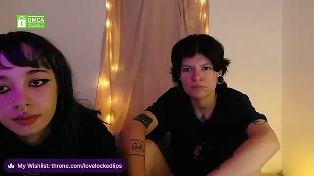 lovelockedlips online show from February 26, 2026, 2:44 am