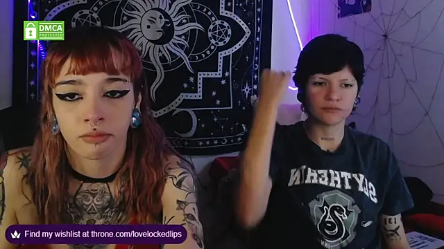 lovelockedlips online show from October 12, 2025, 7:37 pm