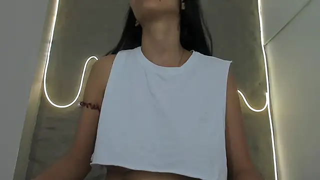 Snapshot of Any_Roberth chatting on October 7, 2025, 11:33 am Any Roberth online show from October 7, 2025, 11:33 am