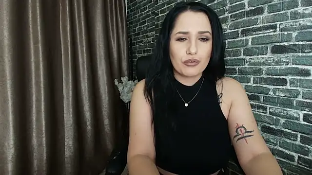 Snapshot of missdyaa chatting on November 14, 2025, 12:14 am missdyaa online show from November 14, 2025, 12:14 am