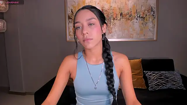 Snapshot of AmaliaCrus chatting on June 8, 2026, 7:14 pm AmaliaCrus online show from June 8, 2026, 7:14 pm