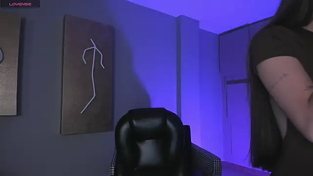 Snapshot of MaiaCollins chatting on October 31, 2025, 7:10 pm MaiaCollins online show from October 31, 2025, 7:10 pm