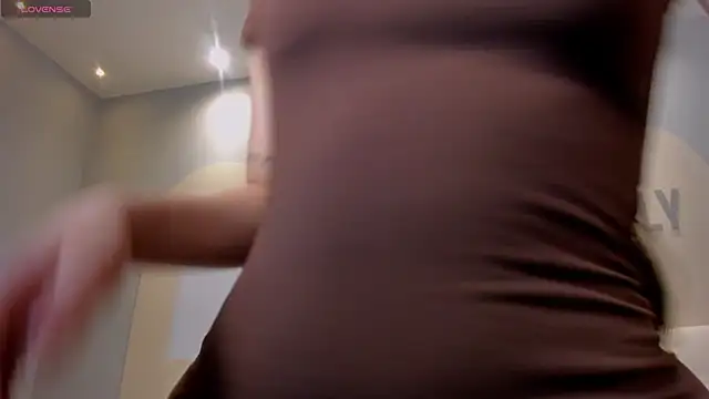 MaiaCollins online show from February 3, 2026, 6:13 pm