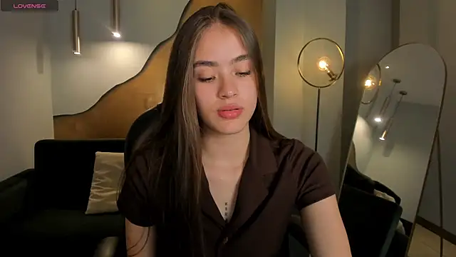 Snapshot of MaiaCollins chatting on October 8, 2025, 6:52 pm MaiaCollins online show from October 8, 2025, 6:52 pm