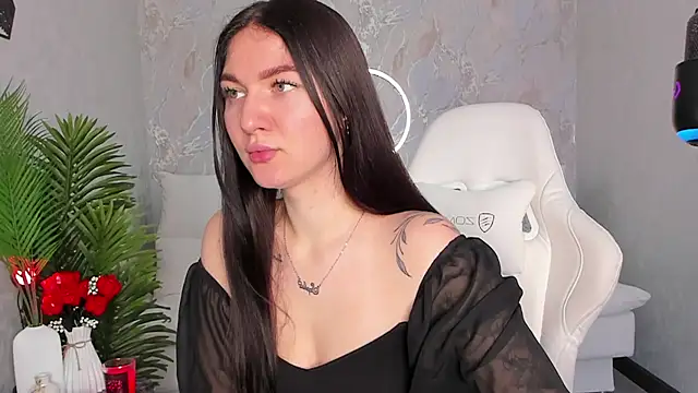 babyisperfect online show from November 11, 2025, 4:29 am