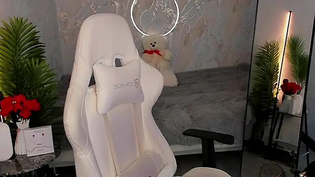 Snapshot of babyisperfect chatting on June 9, 2026, 1:28 am babyisperfect online show from June 9, 2026, 1:28 am
