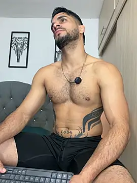 Snapshot of Maximiliano_ford chatting on May 14, 2026, 10:29 pm Maximiliano ford online show from May 14, 2026, 10:29 pm
