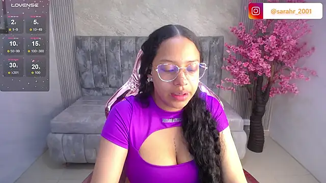 zhara rose s online show from September 18, 2025, 3:09 am