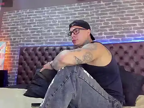 Max Stron111 online show from January 13, 2026, 1:59 pm