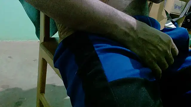 Snapshot of paulo666k chatting on March 4, 2026, 1:24 am paulo666k online show from March 4, 2026, 1:24 am