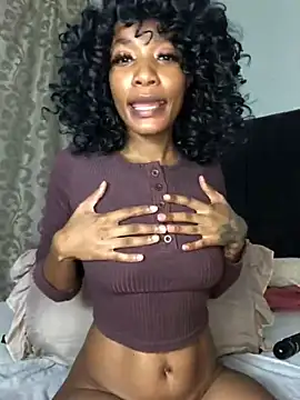 Miss  Mandy online show from May 5, 2026, 6:22 pm