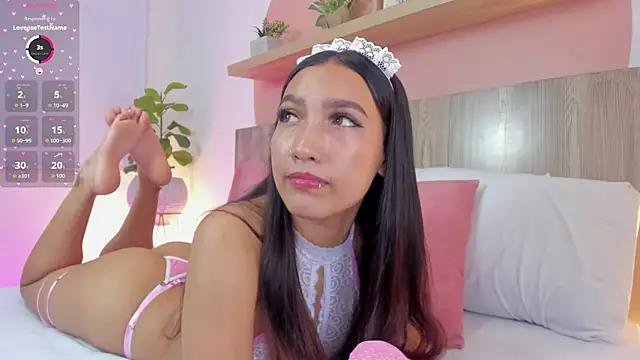 Snapshot of nina_blake chatting on November 20, 2025, 7:36 pm nina blake online show from November 20, 2025, 7:36 pm