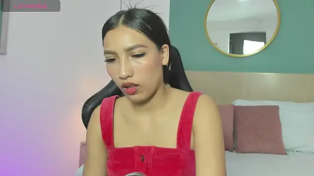 Snapshot of nina_blake chatting on October 8, 2025, 2:35 am nina blake online show from October 8, 2025, 2:35 am