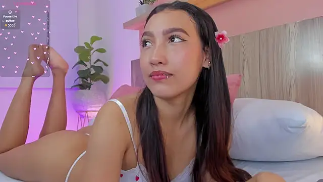 Snapshot of nina_blake chatting on November 12, 2025, 3:54 am nina blake online show from November 12, 2025, 3:54 am