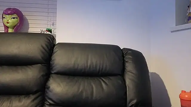 Snapshot of Sizzling_Indie36 chatting on February 11, 2026, 11:04 pm Sizzling Indie36 online show from February 11, 2026, 11:04 pm