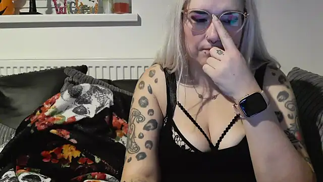 Sizzling Indie36 online show from October 19, 2025, 11:07 pm